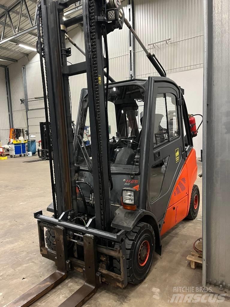 Linde H25D-02 Dieselstapler