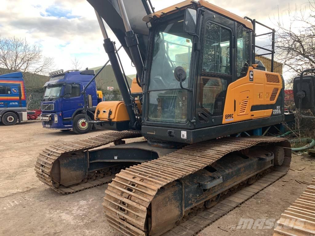 Hyundai HX220A L Raupenbagger