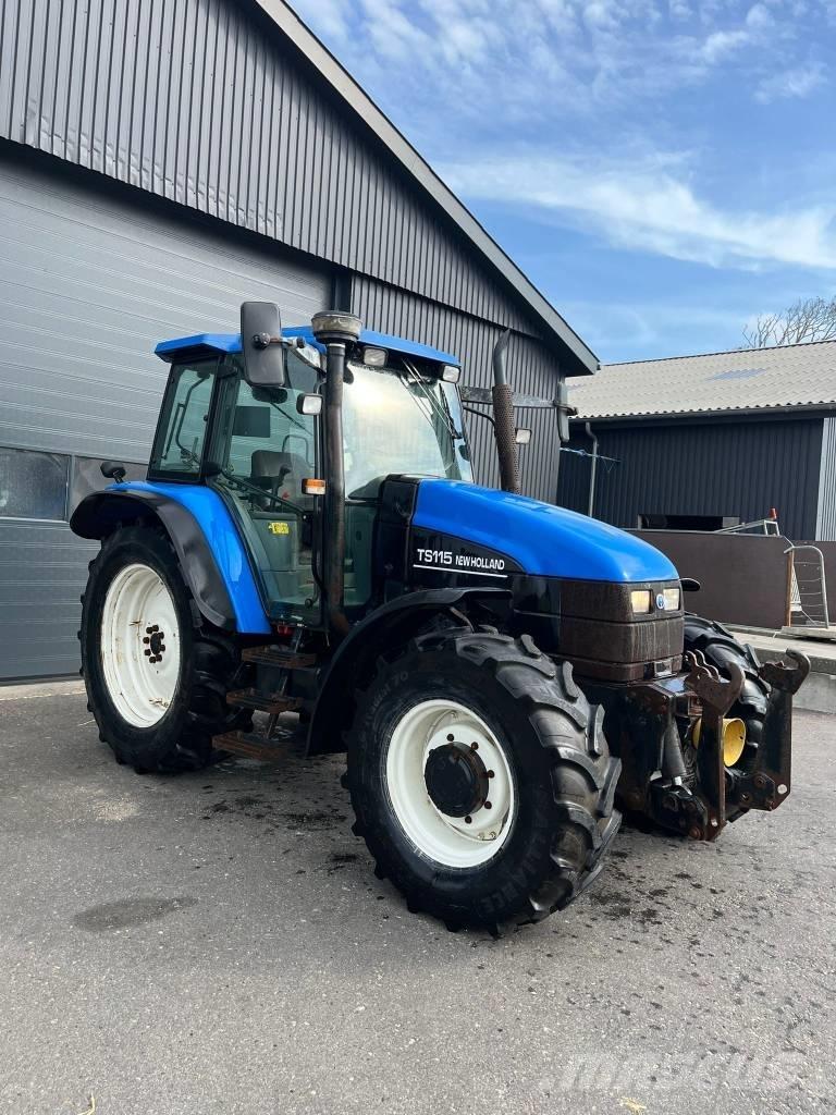 New Holland TS 115 Traktoren