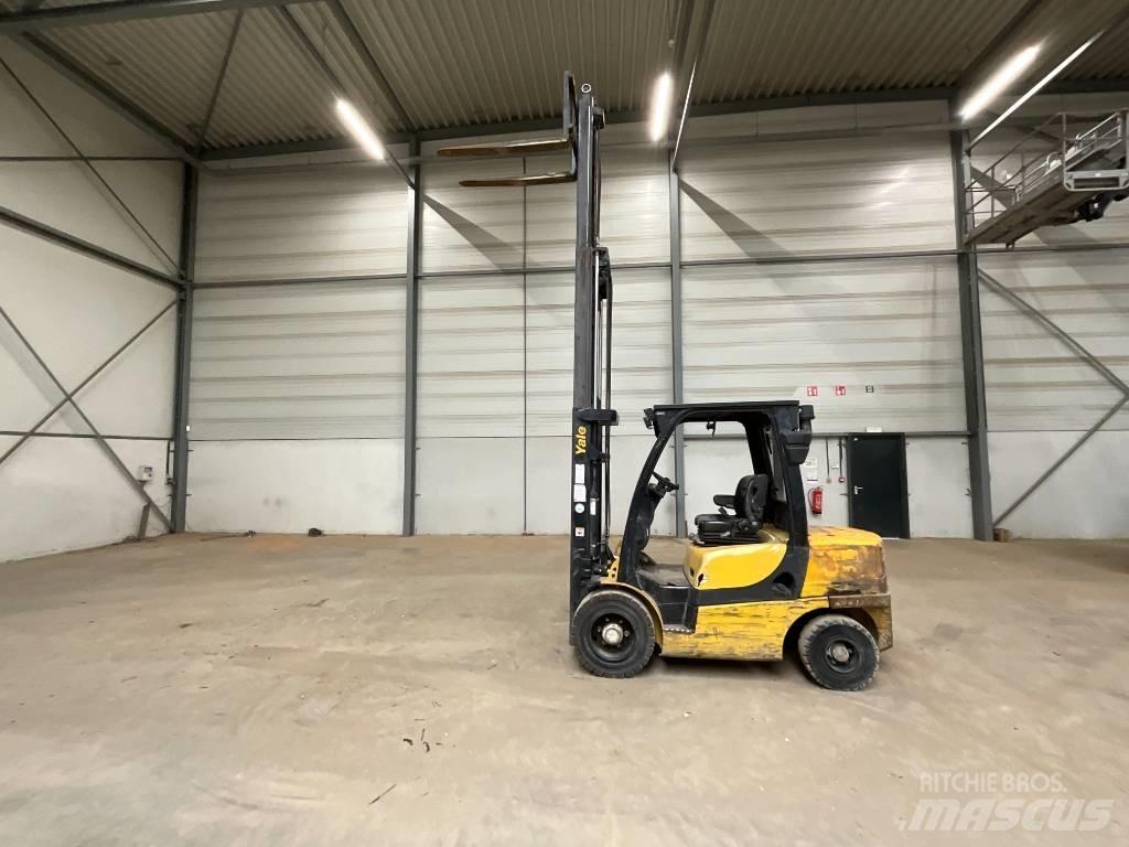 Yale GDP 35 VX Dieselstapler