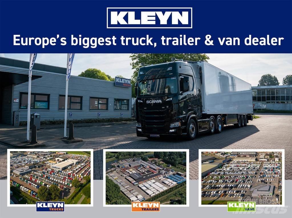 Renders TIPPER Containerauflieger