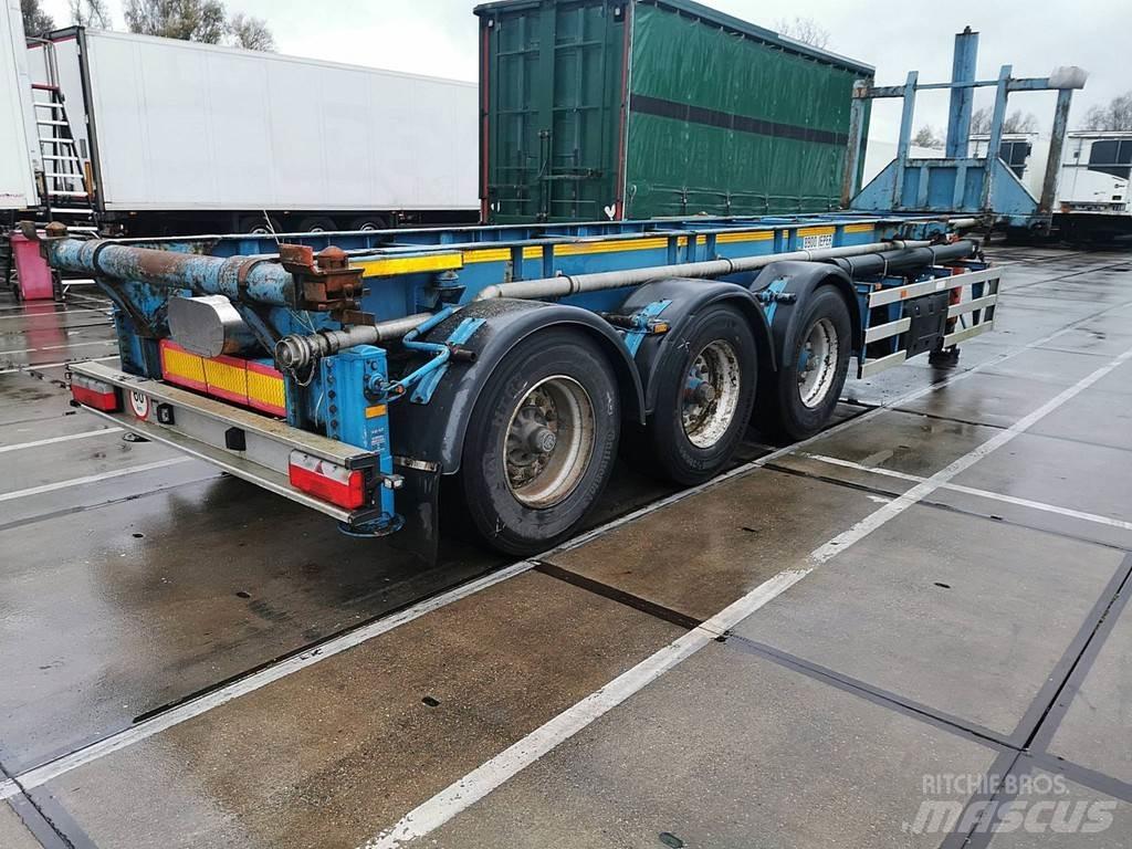 Renders TIPPER Containerauflieger