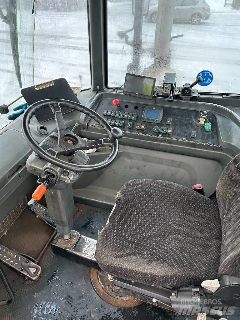 Kalmar TR618i Terminalzugmaschinen