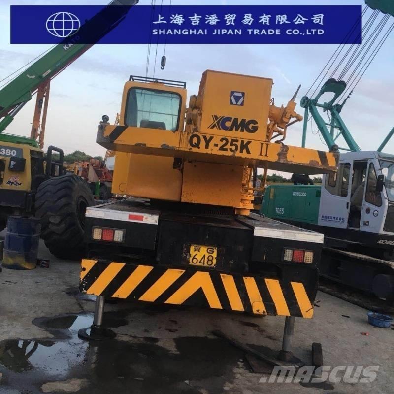 XCMG QY 25 K All-Terrain-Krane
