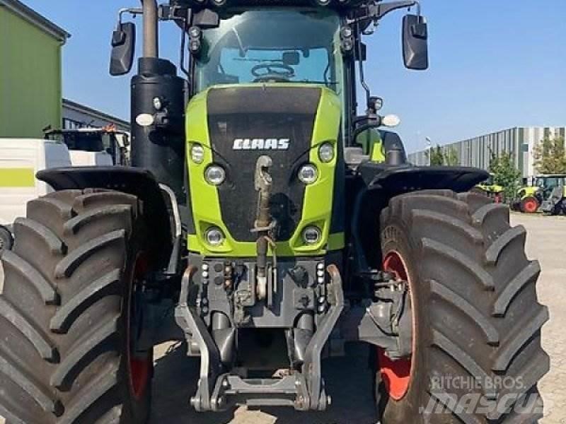 CLAAS Axion 930 Traktoren