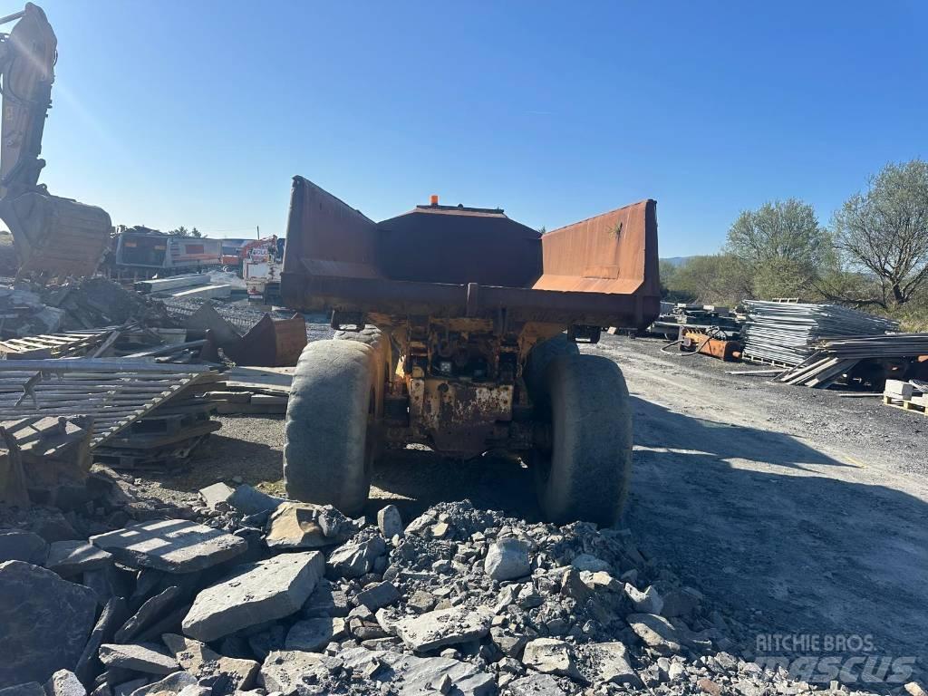 Volvo A 25 C Dumper - Knickgelenk