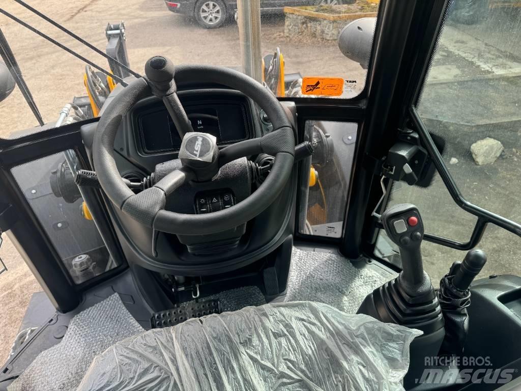 MST M644 PLUS Baggerlader