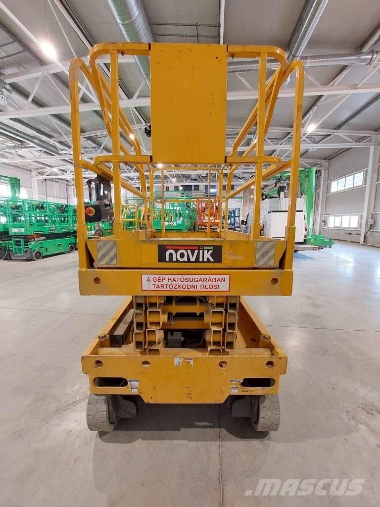 Haulotte Compact 10 Scheren-Arbeitsbühnen
