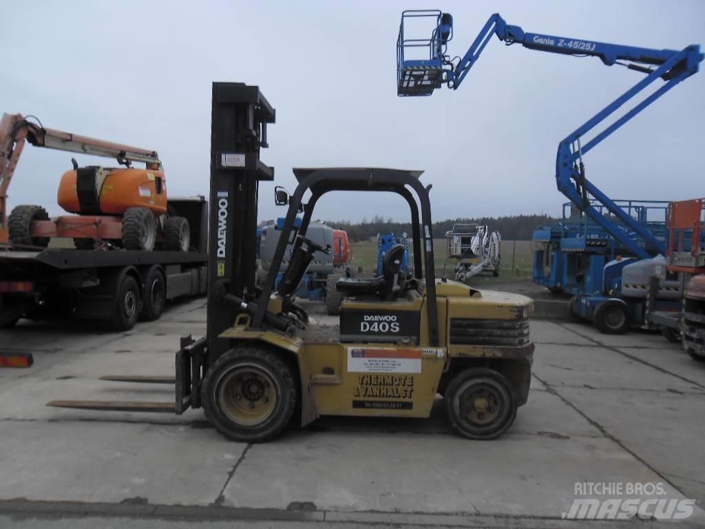 Daewoo Doosan D 40S Dieselstapler
