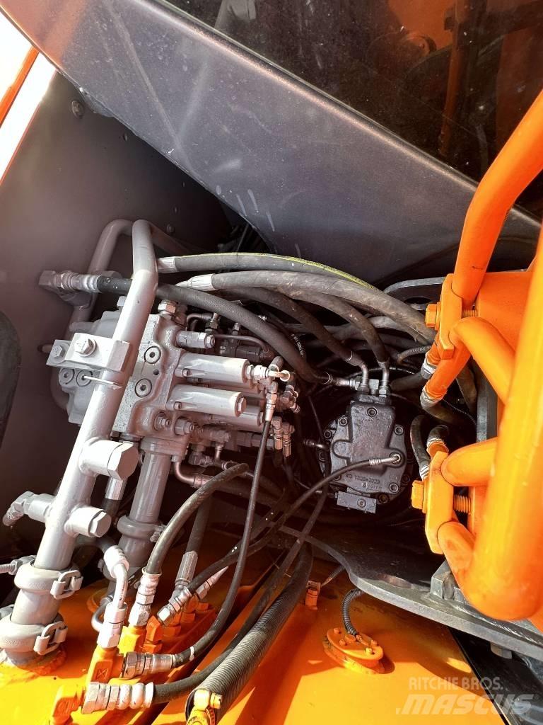 Hitachi ZX 70 Raupenbagger