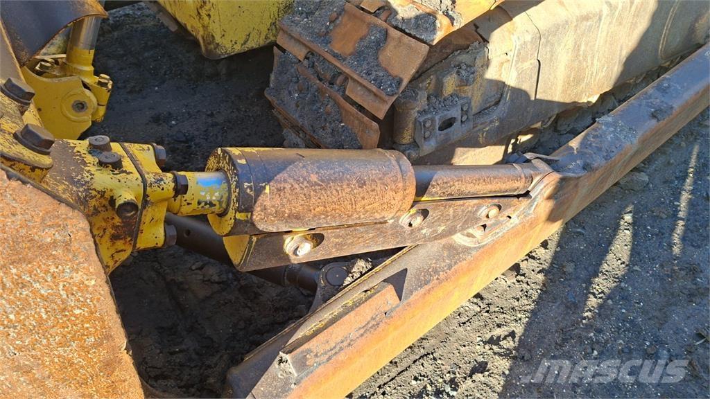 Komatsu D65 EX17 Sonstige Baumaschinen