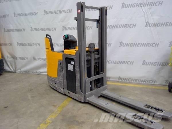 Jungheinrich ERD 220 Selbstfahrstapler