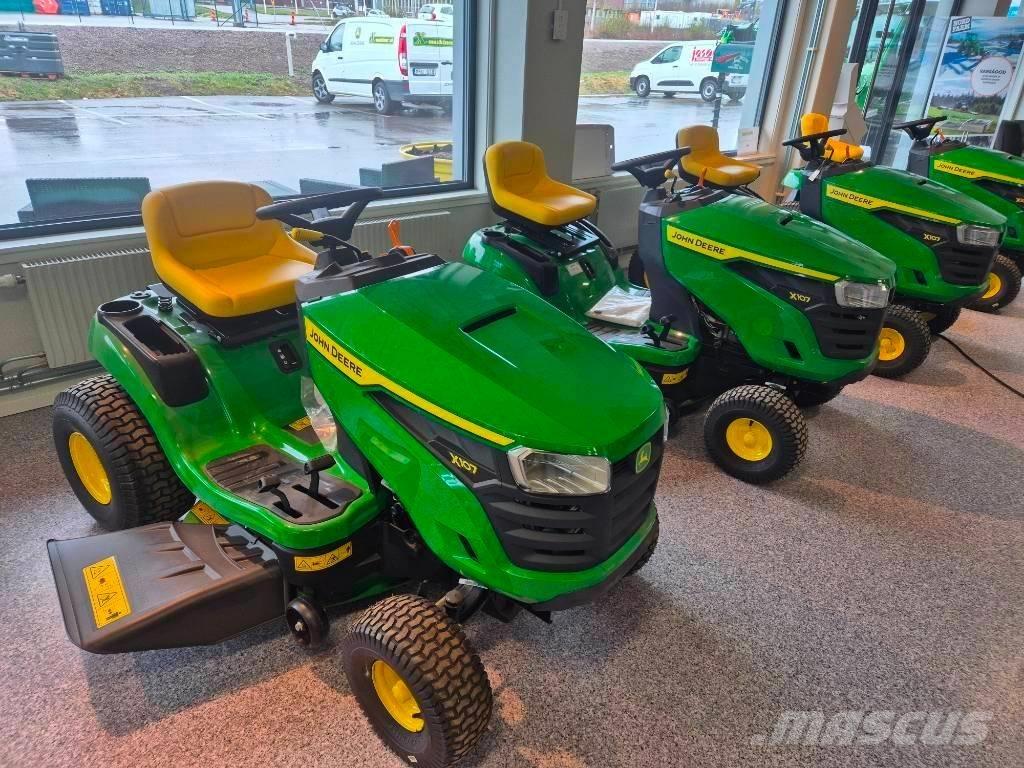John Deere X 107 Reitermäher