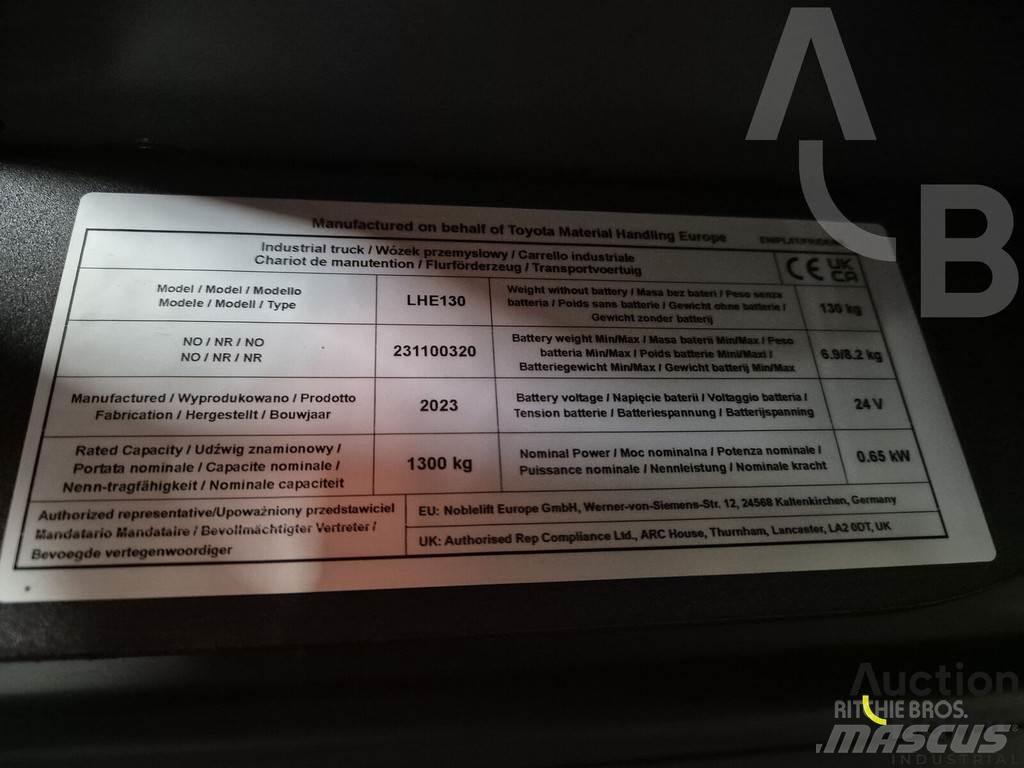 Toyota LHE130 Mittelhub-Kommissionierer
