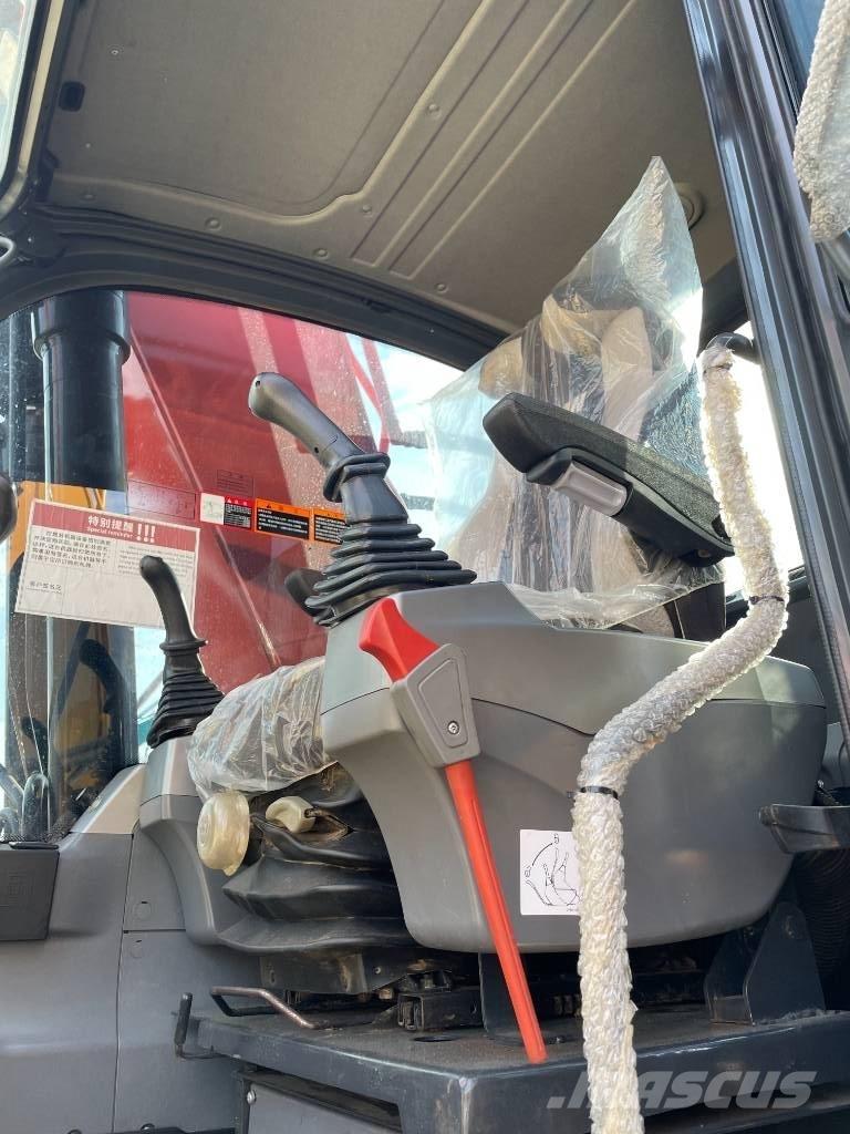 Doosan DX225LCA Raupenbagger