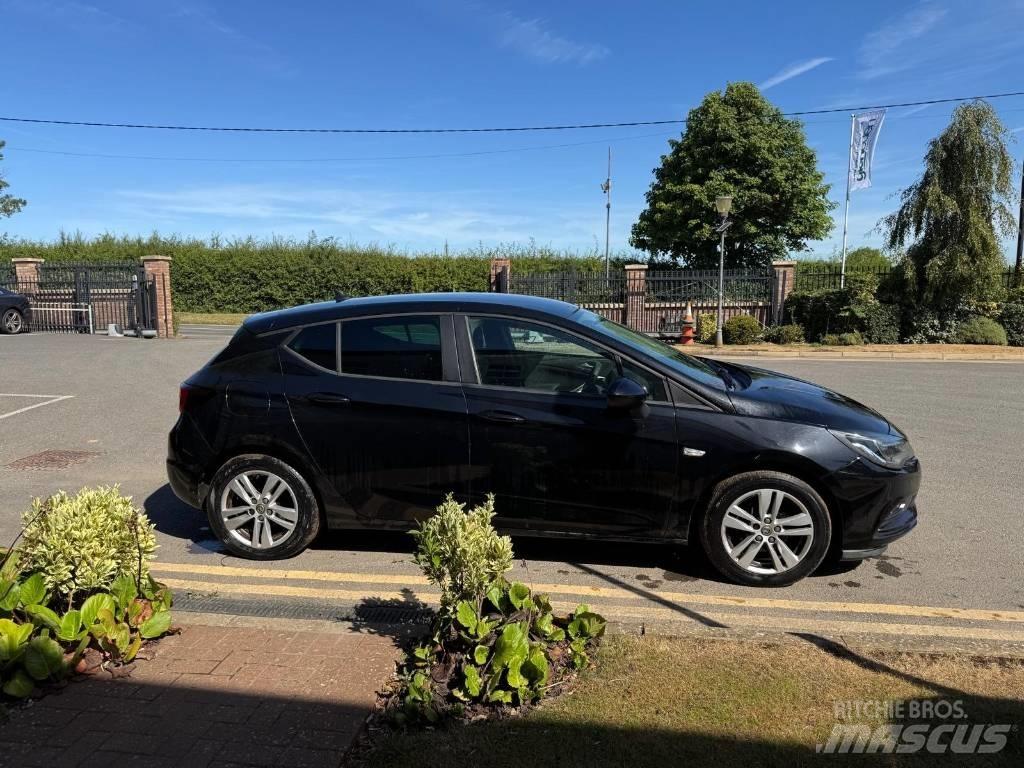 Vauxhall Astra PKWs