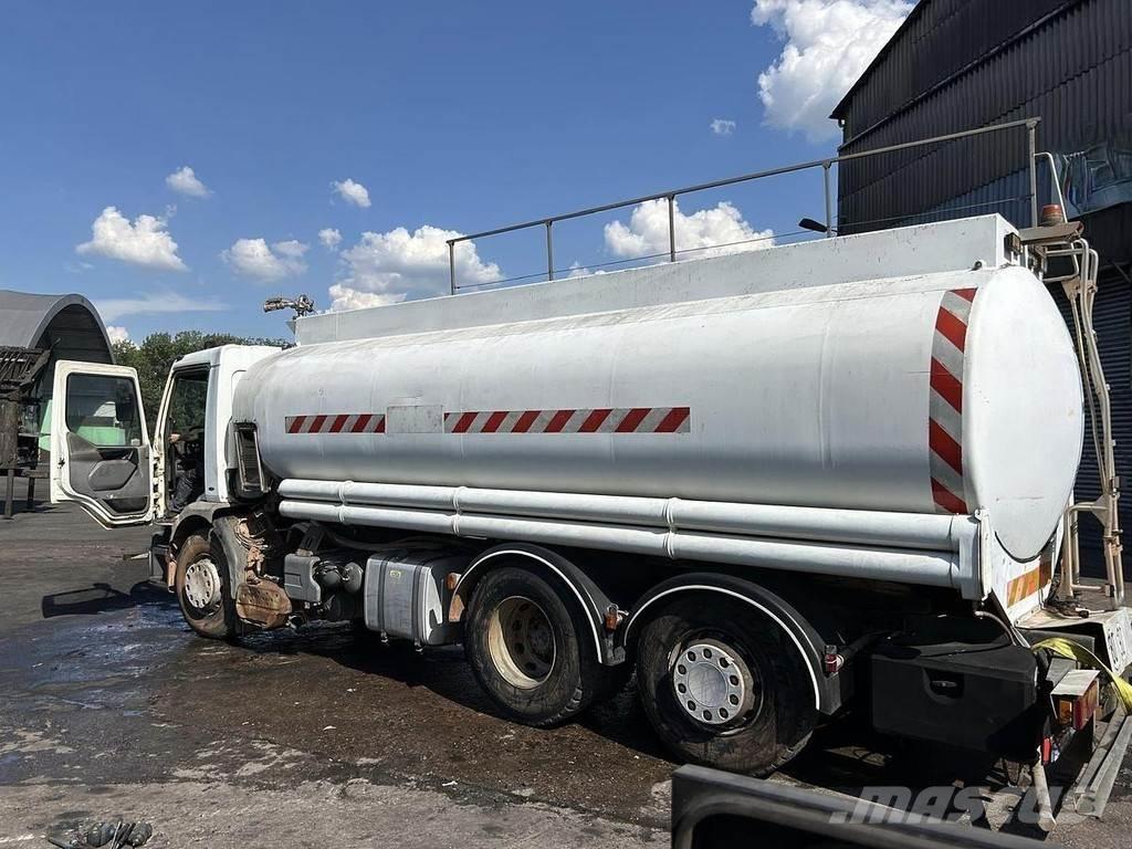 Renault 320 Tankwagen