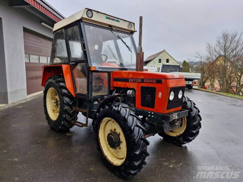 Zetor 5245 Traktoren