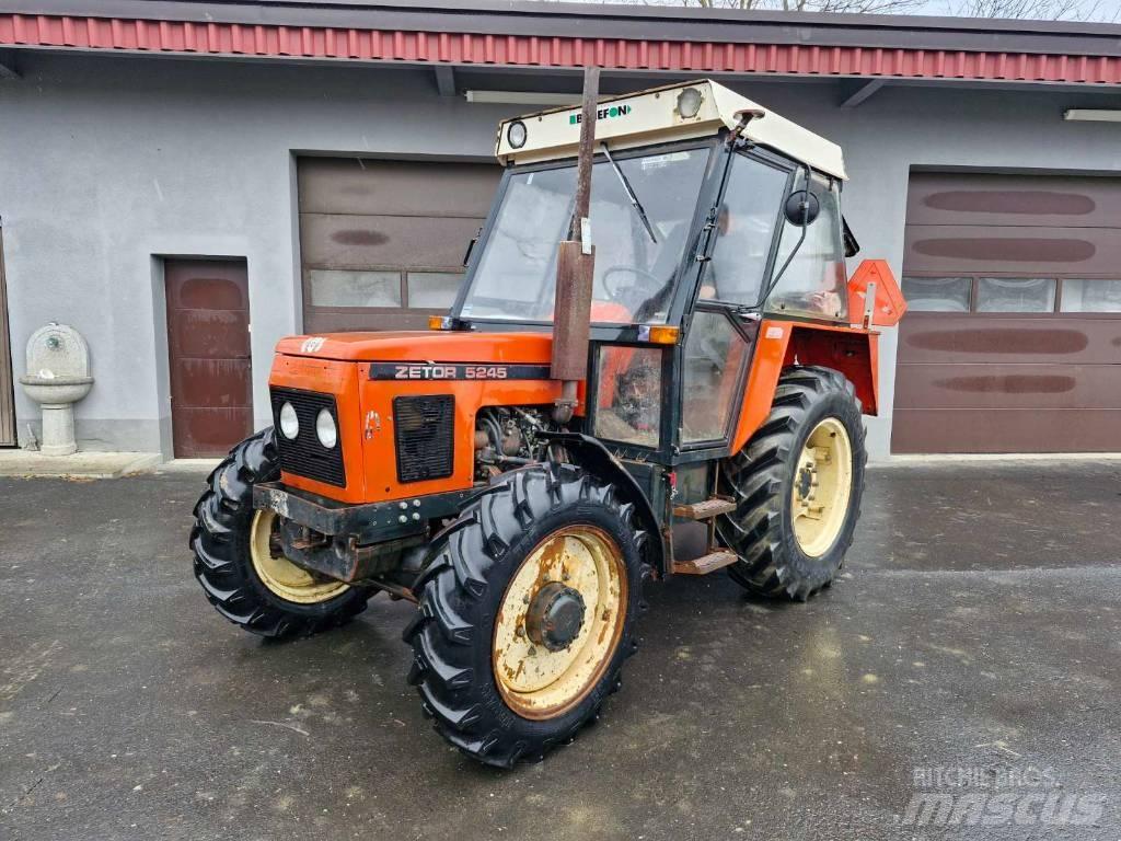 Zetor 5245 Traktoren