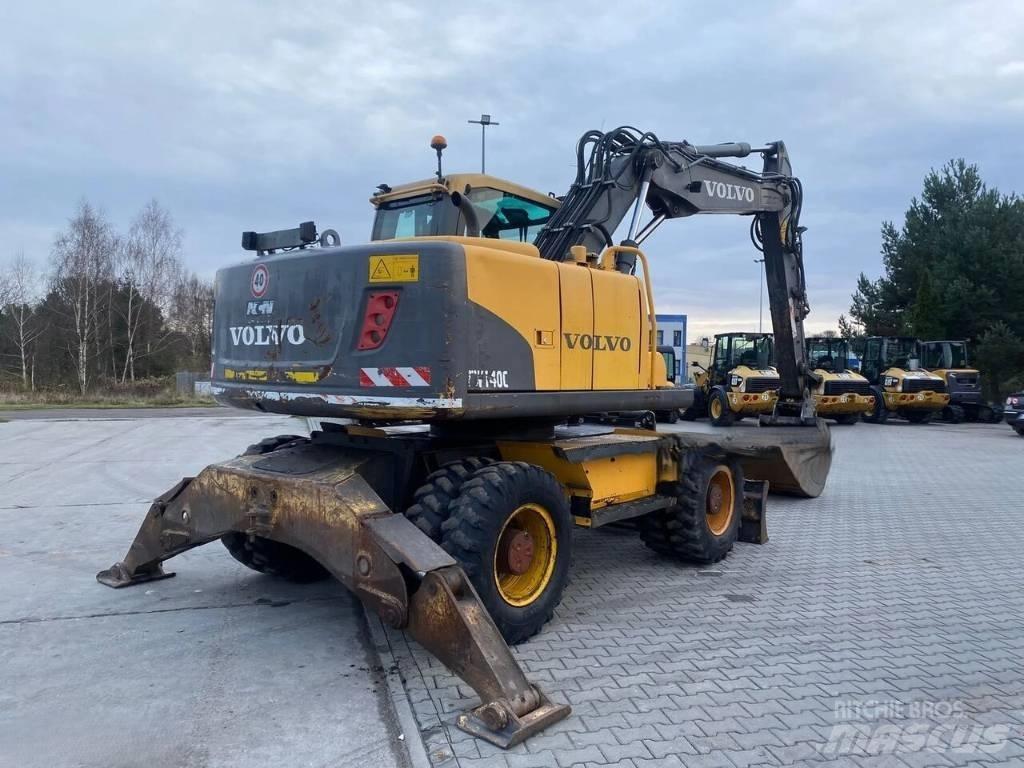 Volvo EW 140 C Mobilbagger
