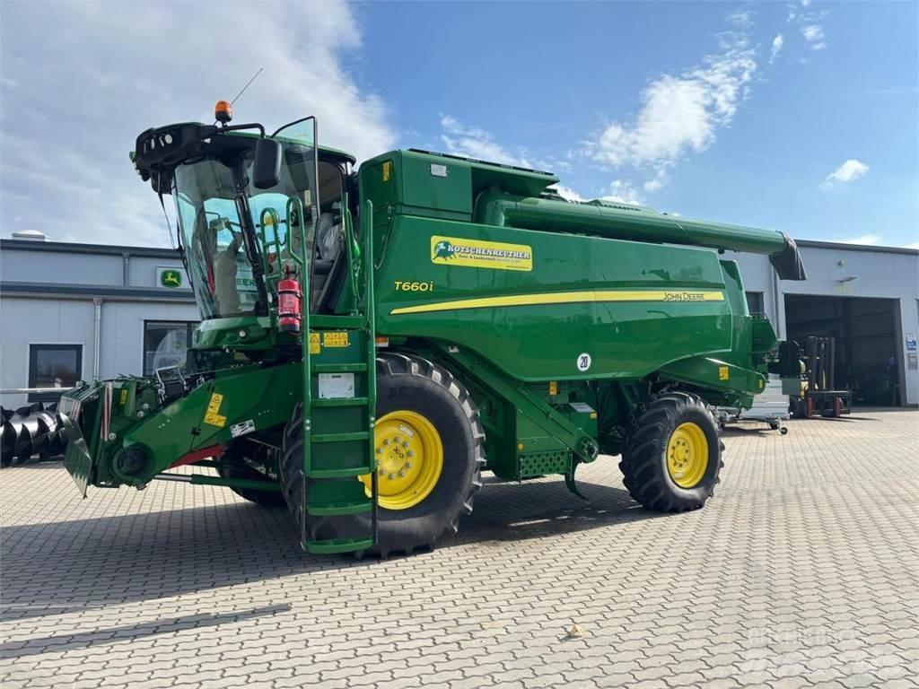 John Deere T660i Mähdrescher