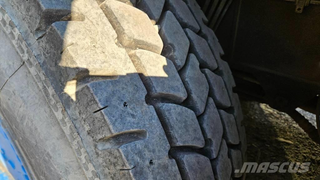 Kato SR250 Autokrane