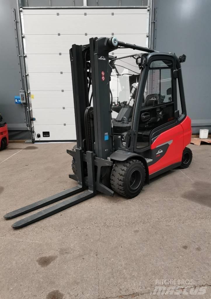 Linde E35L-01 Elektrostapler