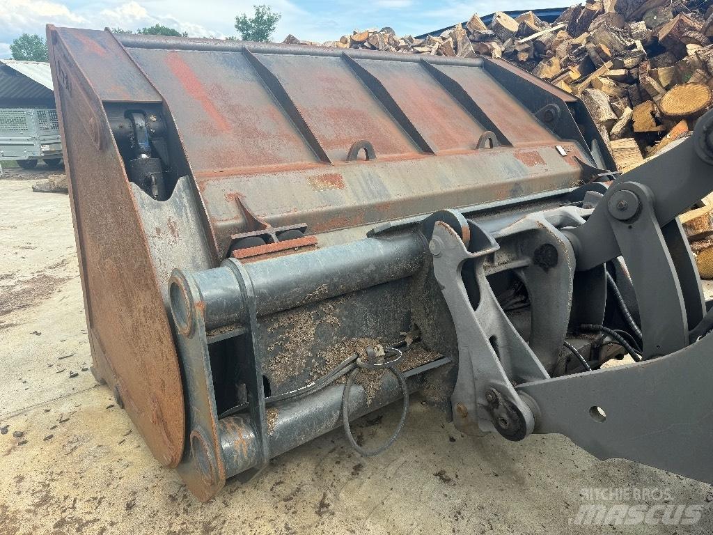 Volvo L 90 H Radlader
