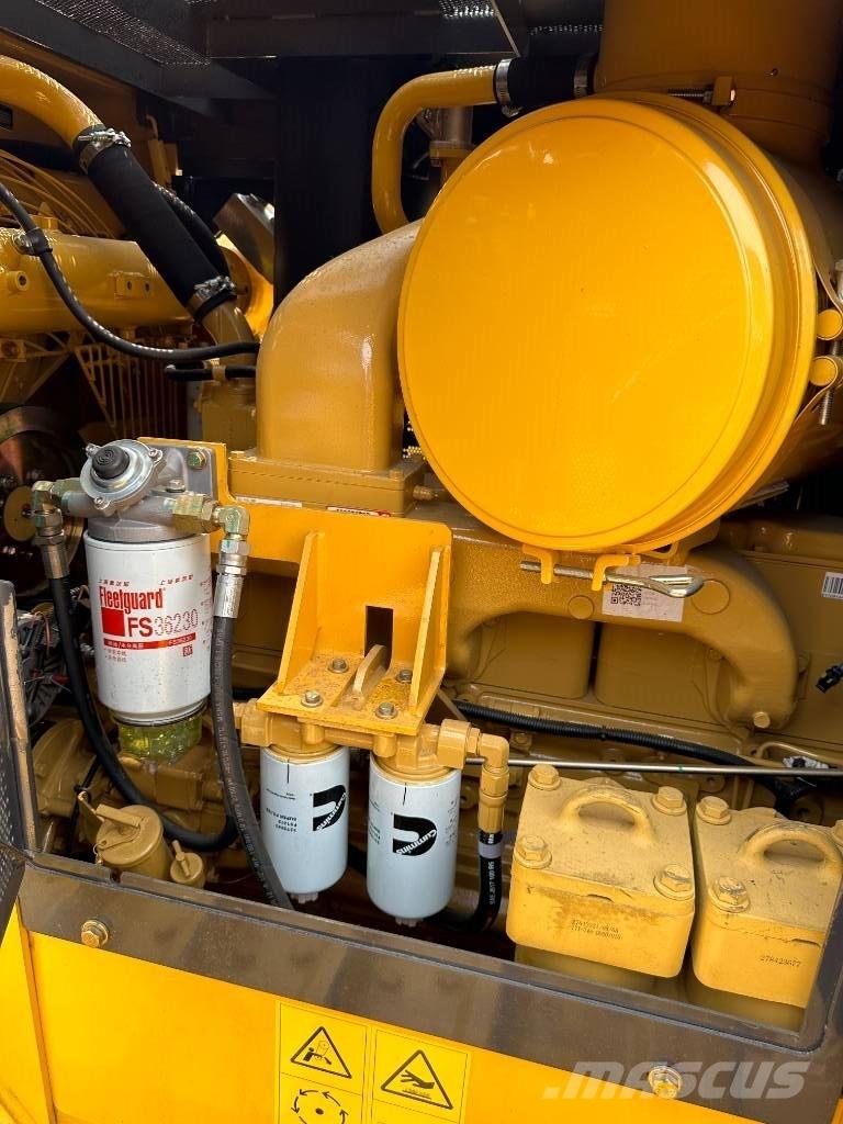 Shantui SD22 Bulldozer