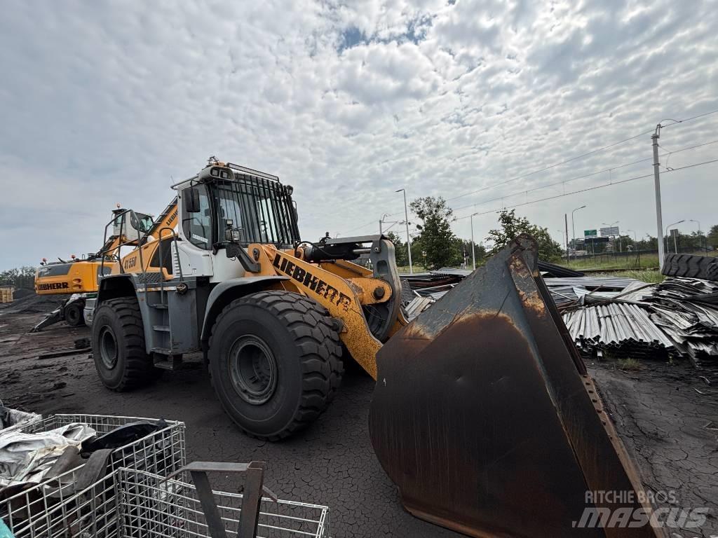 Liebherr L 566 Radlader