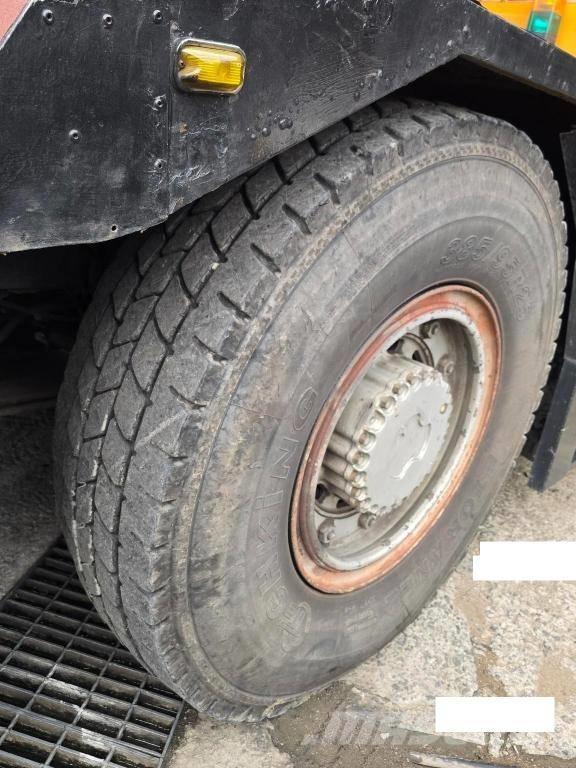 Kato KR 25 H V-3 Autokrane