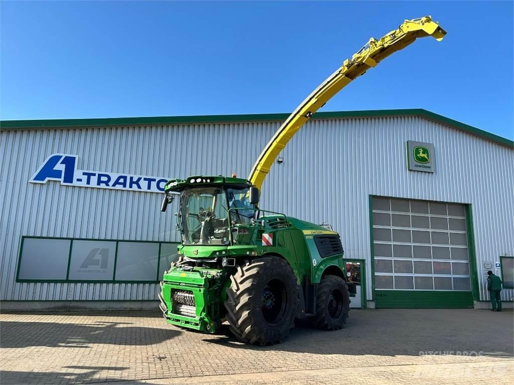 John Deere 9700i Feldhäcksler