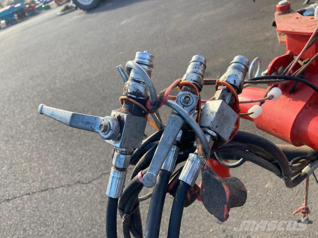 Kverneland 9476 c Schwader