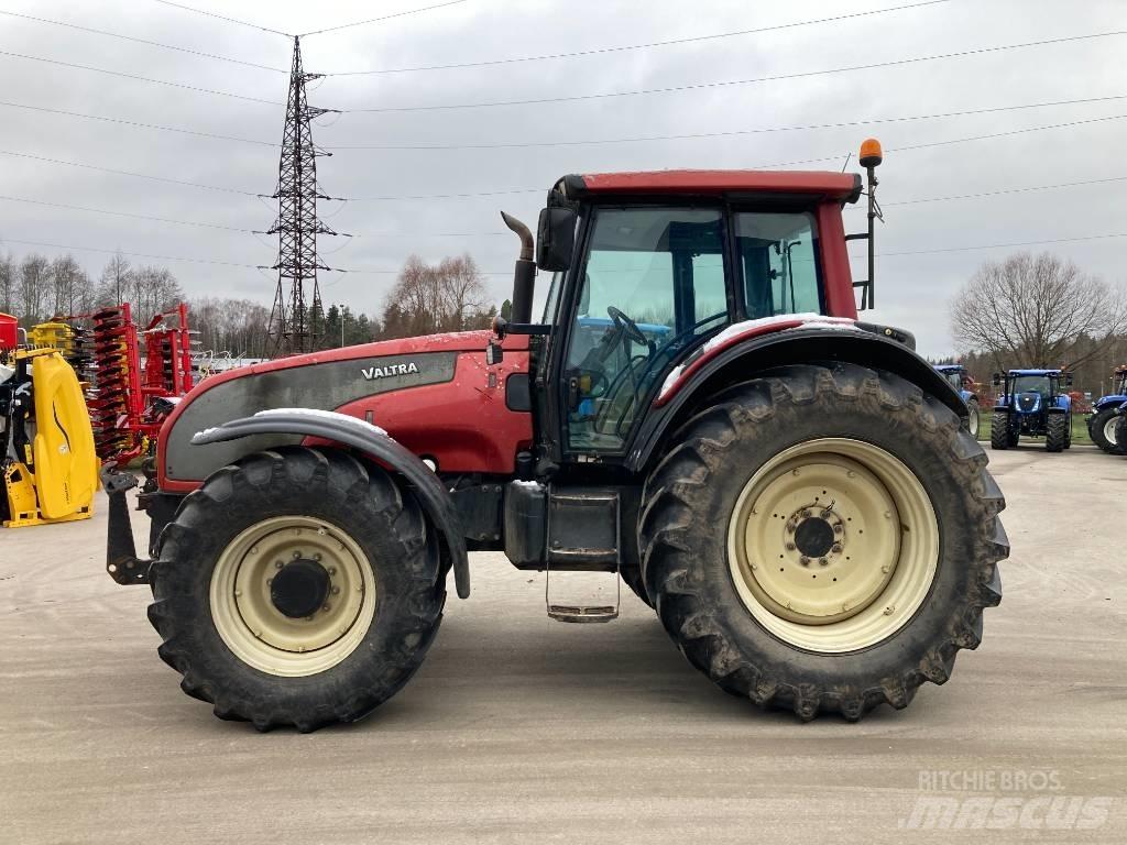 Valtra T 191 Traktoren