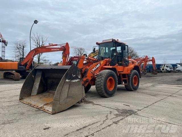 Doosan DL 200 Radlader
