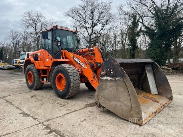 Doosan DL 200 Radlader