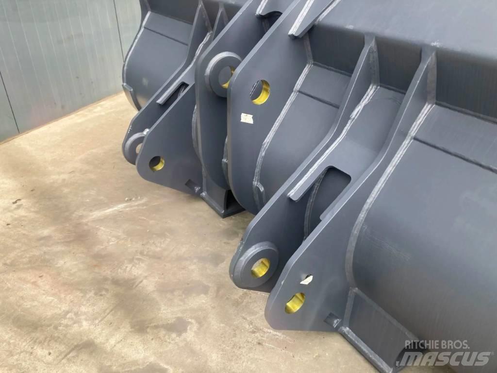 Volvo L90G Schaufeln