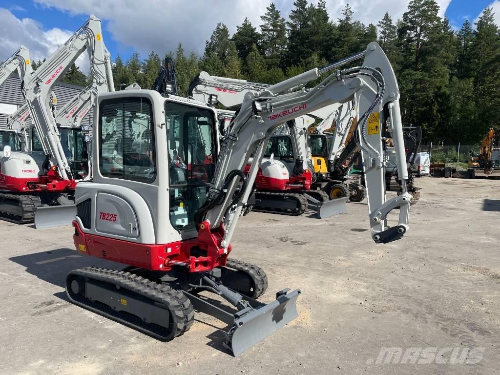 Takeuchi TB 225 Minibagger < 7t