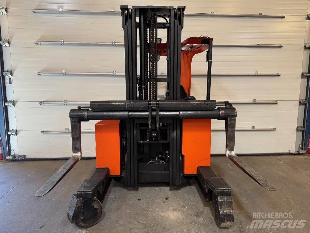 BT FRE 270 Vierwegestapler