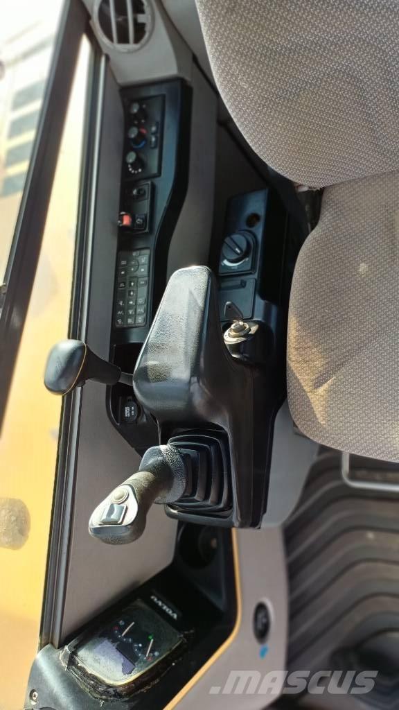 Volvo ECR88D Midibagger  7t - 12t