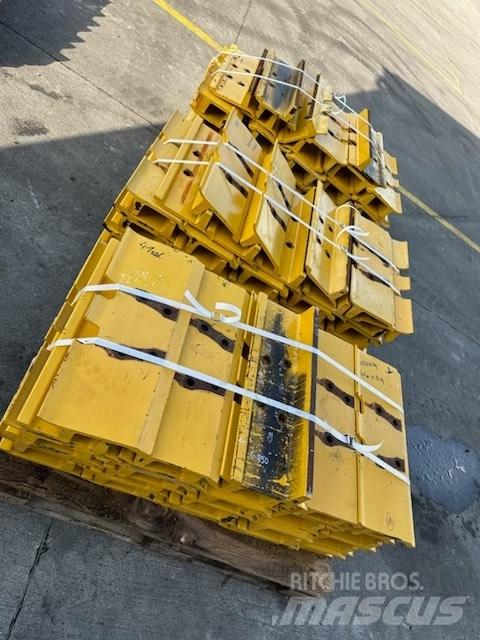 Komatsu d 85 plate Ketten