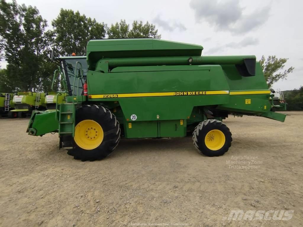 John Deere 2266 Mähdrescher