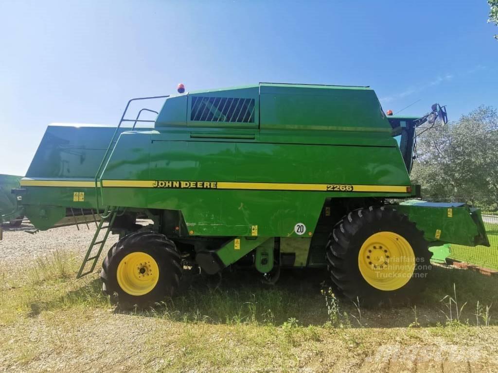John Deere 2266 Mähdrescher
