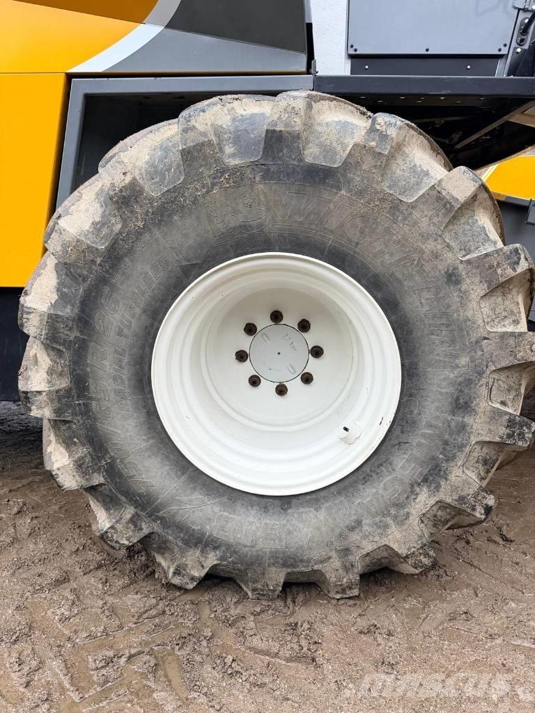 Sampo-Rosenlew 2065 Mähdrescher