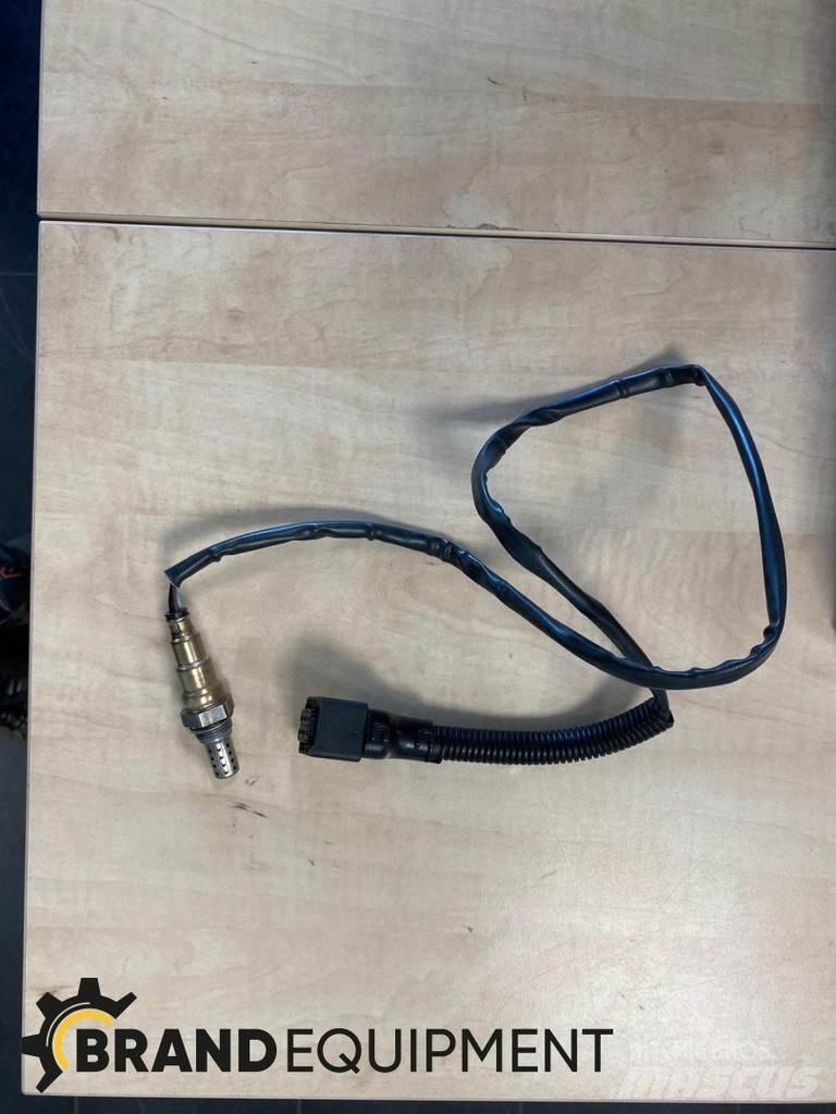 CAT - c4.4    421-7786 Elektronik