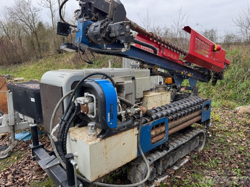  Hydra Joy 1 G Fahrzeug mit mobiler Bohranlage