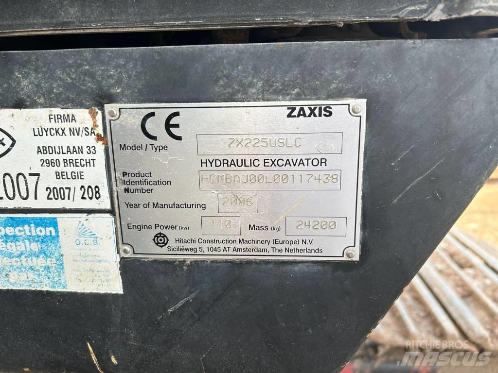 Hitachi ZX 225 Raupenbagger