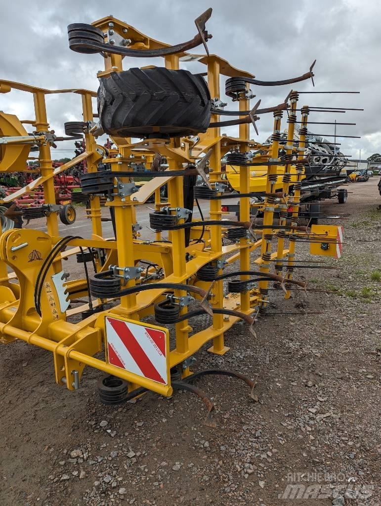 Agrisem VibroMulch Grubber