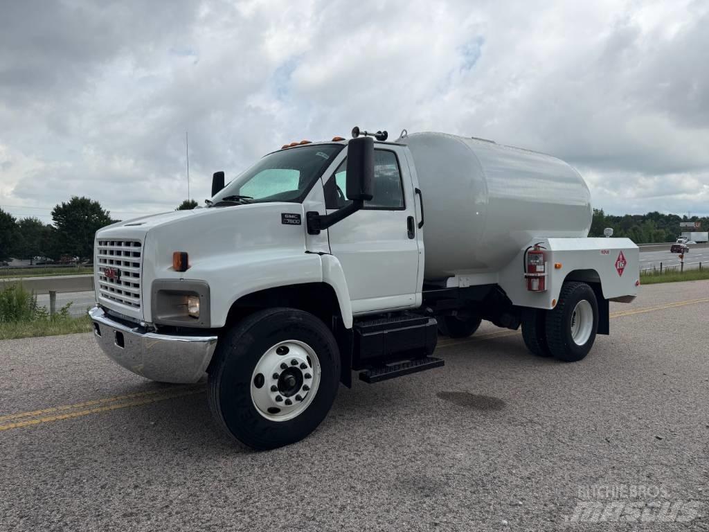 GMC C7500 Tankwagen