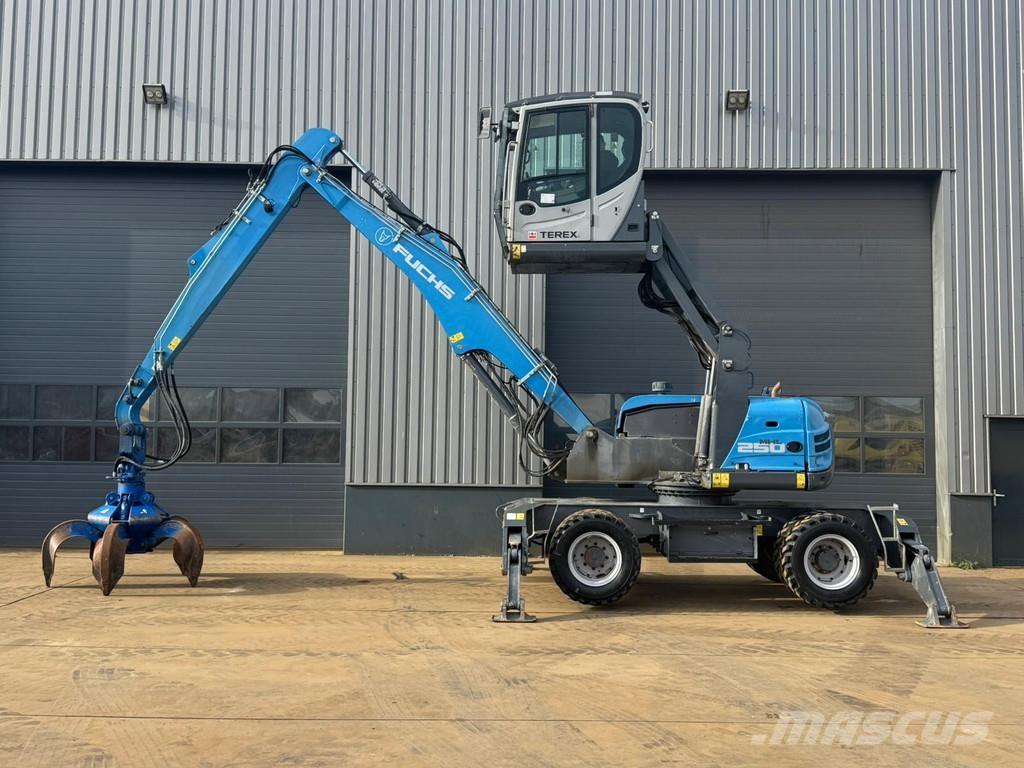 Fuchs MHL 250 Materialumschlag